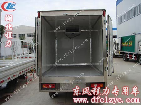 湖北程力冷藏車廂體內(nèi)部 湖北程力冷藏車廂體內(nèi)部