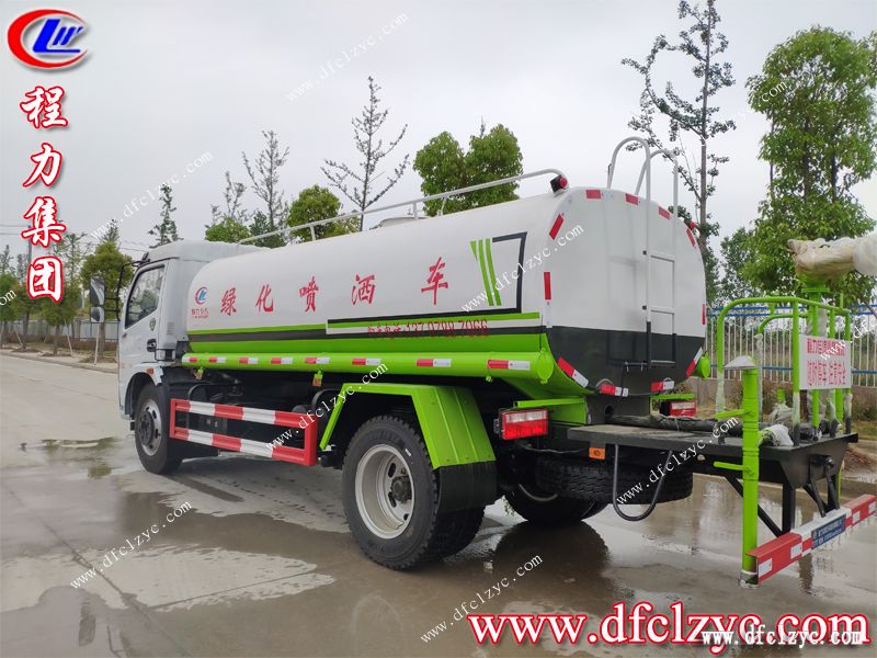 程力集團東風福瑞卡多功能綠化灑水車 程力集團東風福瑞卡多功能綠化灑水車