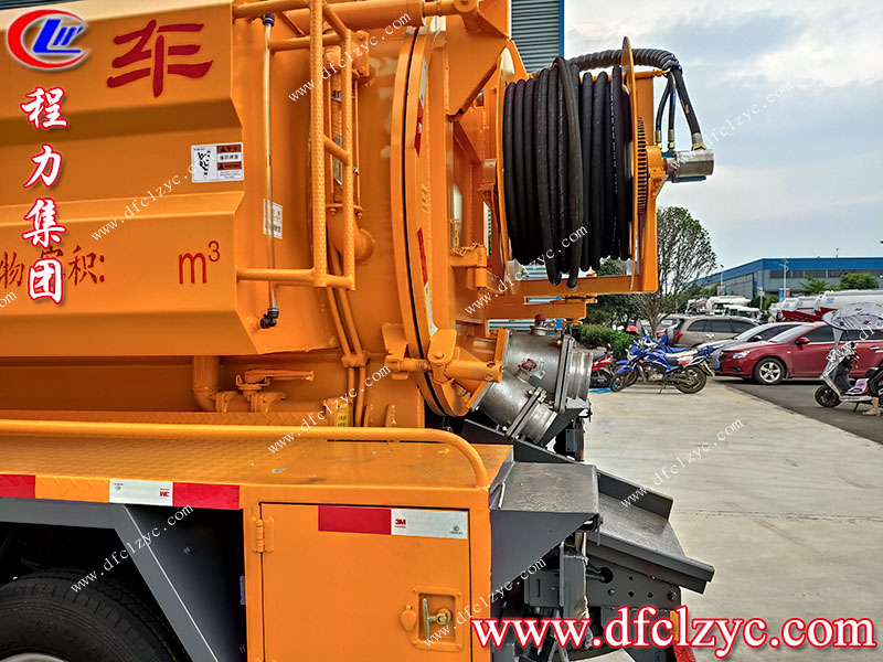 程力集團(tuán)清洗吸污車(chē) 程力集團(tuán)清洗吸污車(chē)